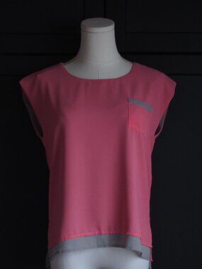 Olive & Oak | Coral Contrast Hem Blouse